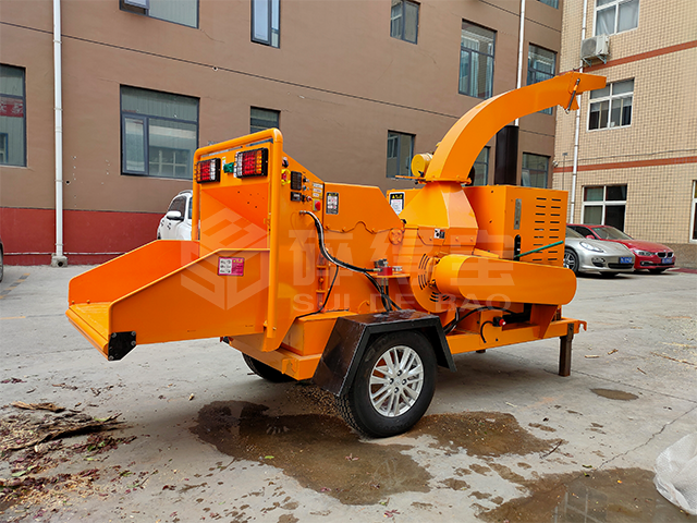 綠化垃圾進(jìn)行粉碎處理后還可以再次利用